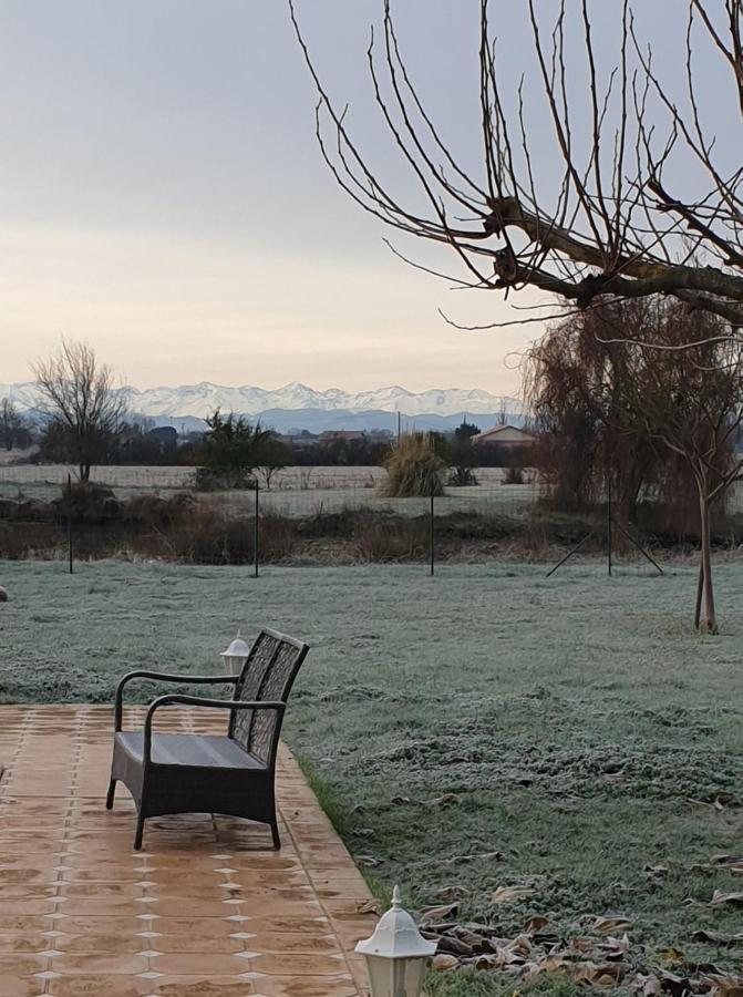 Bed and Breakfast La Ferme Du Puits Carre Lamasquere Exterior foto
